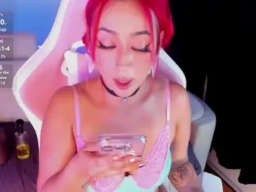 Bongacams Live Porn of Mia-Bloom