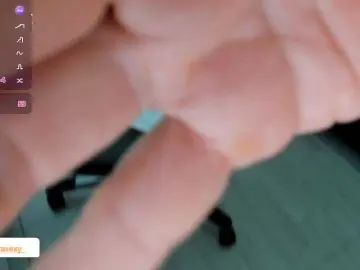 Bongacams Free Porn Cam of alejandramilf