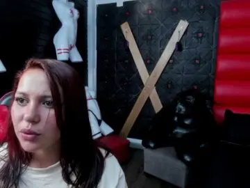 Bongacams Watch Live Sex Cams of ivybrowm