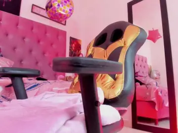 Bongacams Watch Live Sex Cams of Aily-star