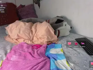 Bongacams Watch Live Sex Cams of alix-kitty