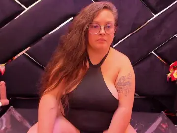 Bongacams Free Porn Cam of SaraThonson