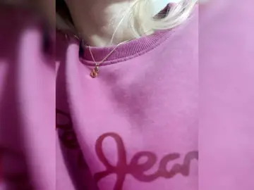 Bongacams Private Sex Chat of LittleSammy