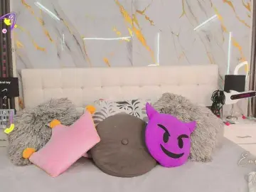 Bongacams Best live sex cam show of EmilyLeah