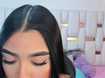 Bongacams Free Porn Cam of NauthyNahomi