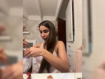 Bongacams Sex Cam of SallyeLeins