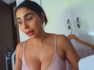 Bongacams Best live sex cam show of SallyeLeins