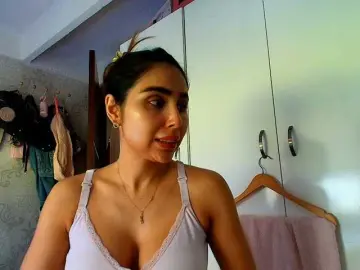 Bongacams Live Sex Cam of SallyeLeins