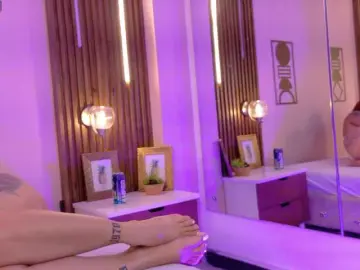 Bongacams Sex Cam of Maia-Foxx