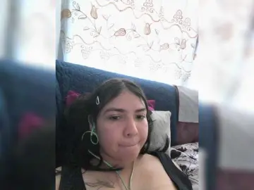 Bongacams Best Webcam of VioletGrey
