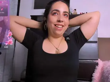 Bongacams Best Webcam of carolinasweet37
