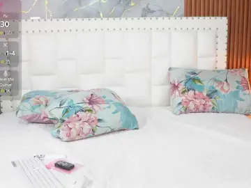 Bongacams Free Porn Cam of horny18girl