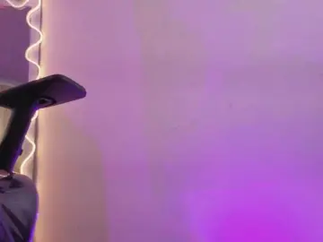 Bongacams Free Porn Cam of ZURY-TAY