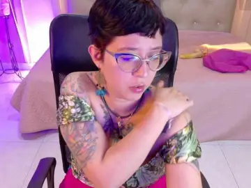Bongacams Live Sex Cam of chloe-rosse