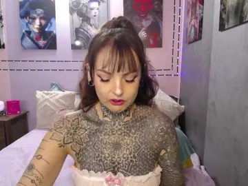 Bongacams Live Sex of LolaRouse