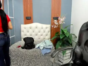 Bongacams Private Sex Chat of zoe-cortezz