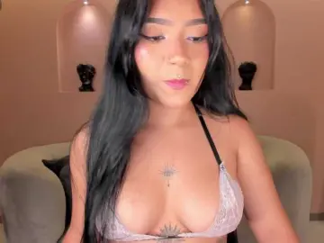 Bongacams Free Live Porn of EmyLourens