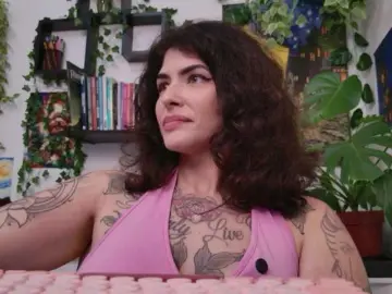 Bongacams Live Sex Cam of talimajesty