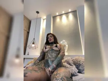 Bongacams Adult Webcam of LauraFlux