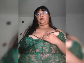 Bongacams Adult Webcam of CandyBrowm