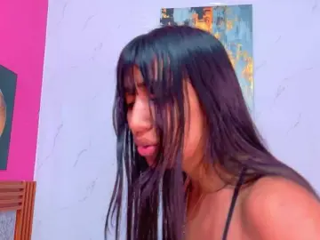 Bongacams Adult Webcams of littleeemiily