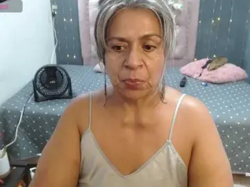 Bongacams Adult Video Chat of lalisha-96