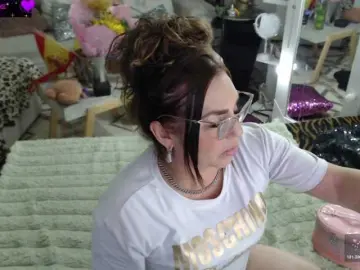 Bongacams Free Live Porn of Myrnasexxx