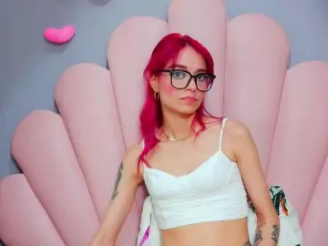Bongacams Private Sex Chat of LUCYMILLER