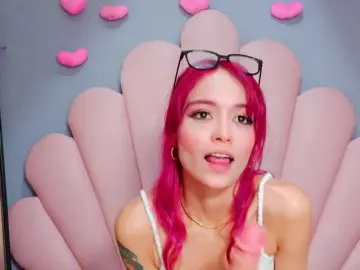 Bongacams Live Sex of LUCYMILLER