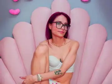 Bongacams Watch Live Sex Cams of LUCYMILLER