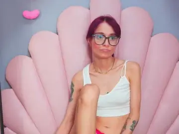 Bongacams Sex Chat of LUCYMILLER