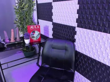 Bongacams Live Sex Cam of AlinaMorris