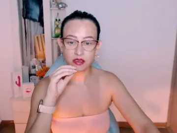 Bongacams Watch Live Sex Cams of maryline-w