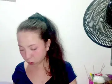 Bongacams Best Webcam of PetiteIvoryqueens