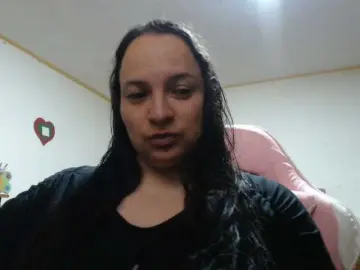 Bongacams Watch Live Sex Cams of miaabrownn2