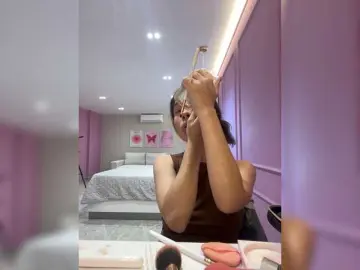 Bongacams Best live sex cam show of LeiaStone