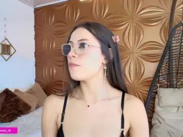 Bongacams Watch Live Sex Cams of Anniemuse