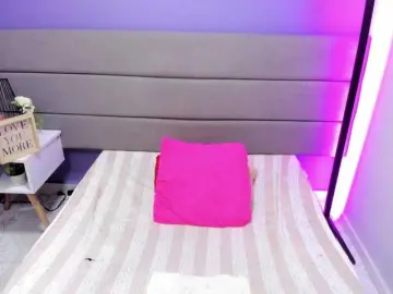 Bongacams Free Porn Cam of AshleyRobert