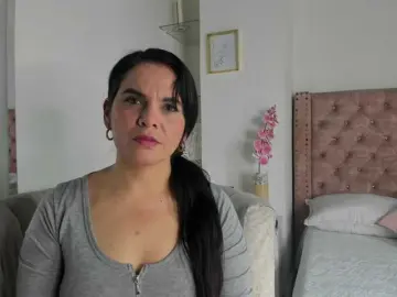 Bongacams Live Porn of LauraHotties