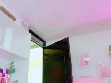 Bongacams Sex Cam of TaylorKnapp