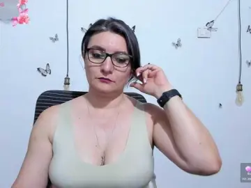 Bongacams Nude Webcam of Amie-Adams82