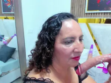 Bongacams Adult Webcams of Luna-Naughty1
