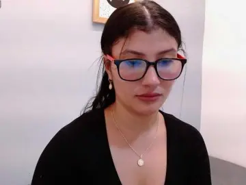 Bongacams Live Sex Cam of louisk2