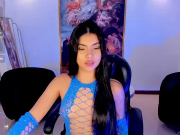 Bongacams Free Live Porn of MiaLaurence