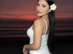 Myfreecams Live Sex Cam of Mia_isabell20