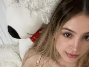 Myfreecams Nude Webcam of BeatrixNova