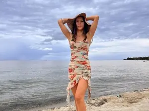 Myfreecams Live Sex Cam of CamilaAccardi