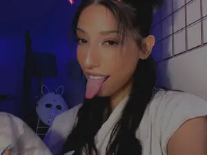 Myfreecams Live Sex of coconutbunz