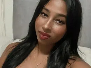 Myfreecams Free Porn Cam of RoxxanaSmith