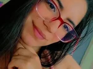 Myfreecams Live Sex Cam of Melanyscoth_